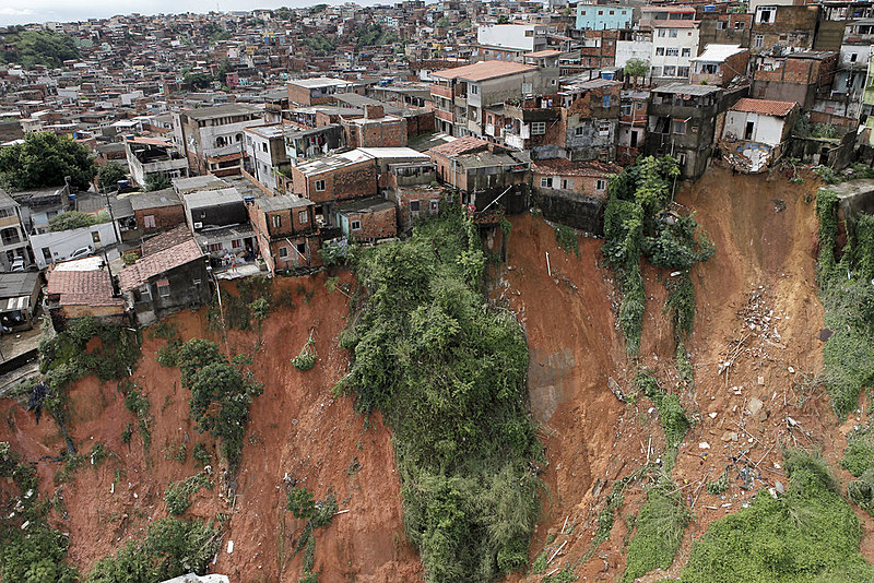 Brasil tem mais de 27 mil áreas de risco de desastres