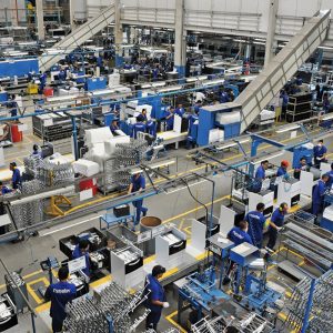Indústria italiana fecha acordo com Ucrânia para reconstrução