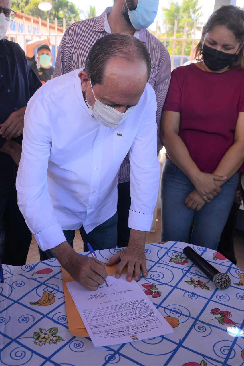 Prefeitura de São José de Ribamar assina ordens de serviços em Juçatuba